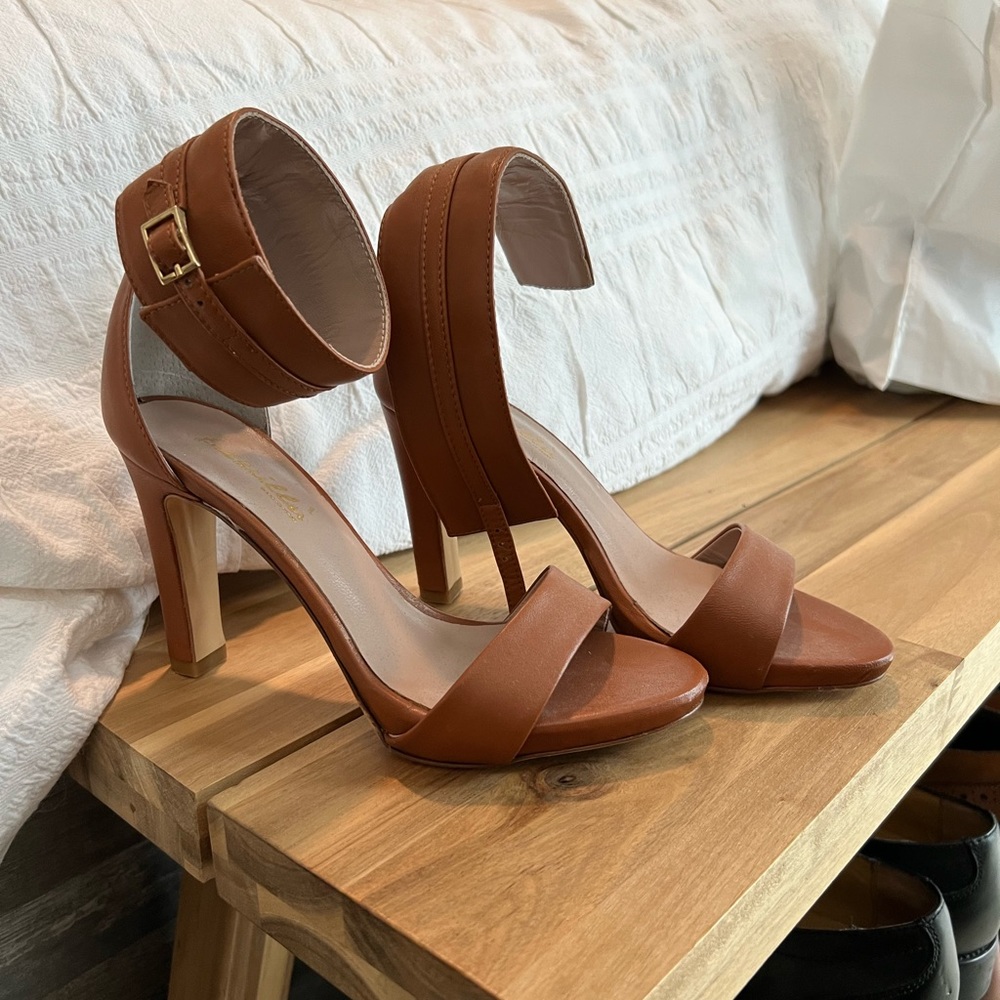 Fremillu Vero Cuoio Brown Leather Open Toed Heel